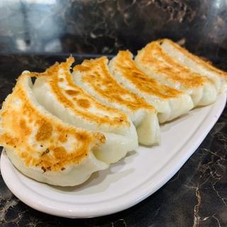 餃子(中華料理 末広)