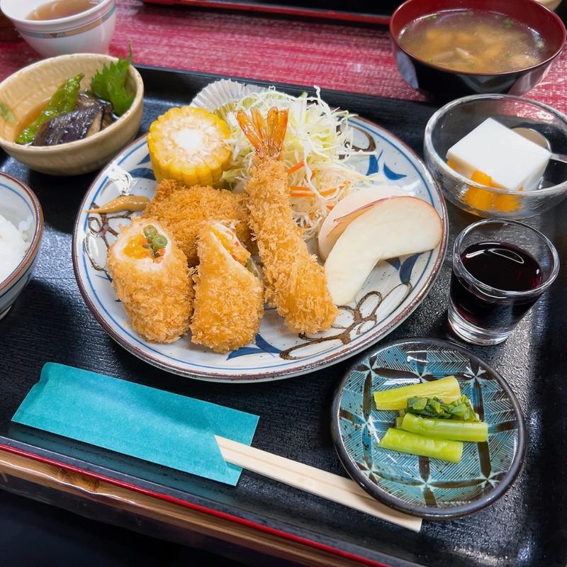 (麦草ヒュッテ )