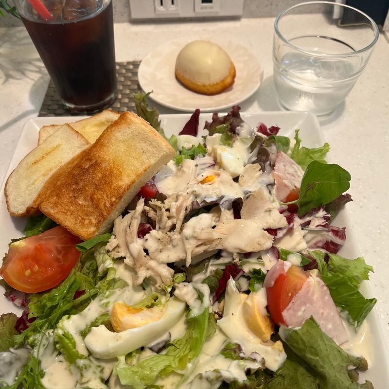 サラダセット、アイスコーヒー、焼き菓子付き(ラ・プレシューズ 四谷)