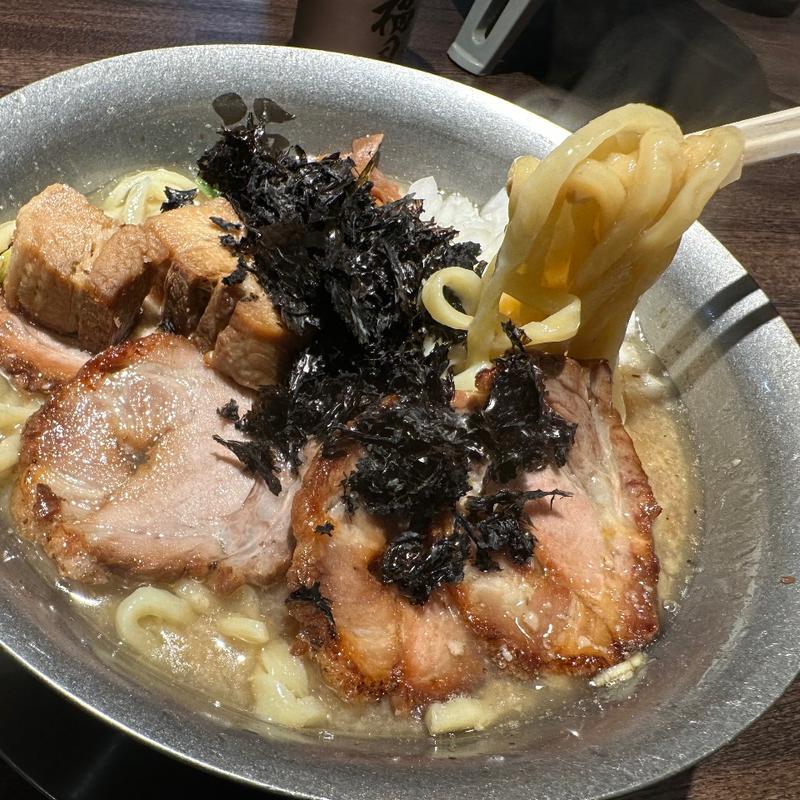 特製中華そば(背油中華そば福鳳)