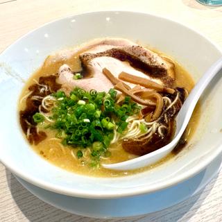 光(羹と麺嘉六田)