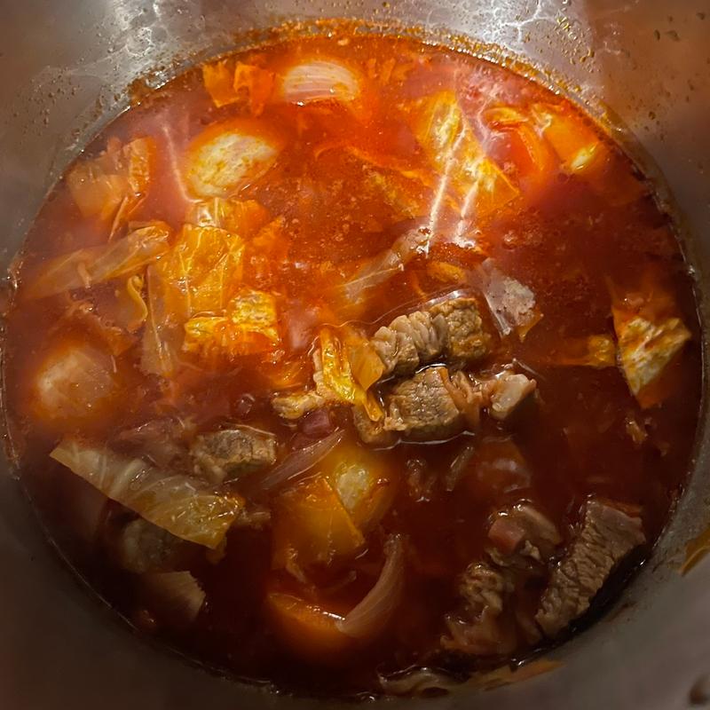 カルビスープ(韓国創作料理Sesame)