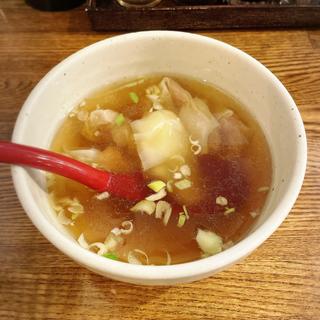 ワンタンスープ(中華風家庭料理とも)