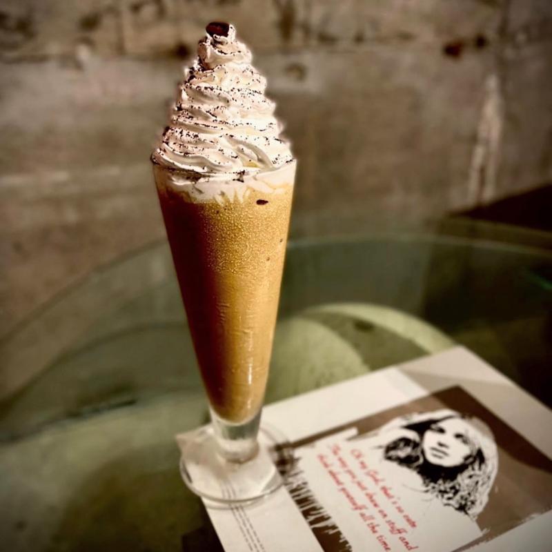 コーヒーシェイク(TERIYAKI BOYS)