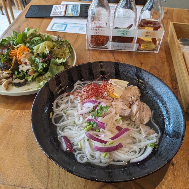 フォーガー(TRUNK CAFE （トランク カフェ）)