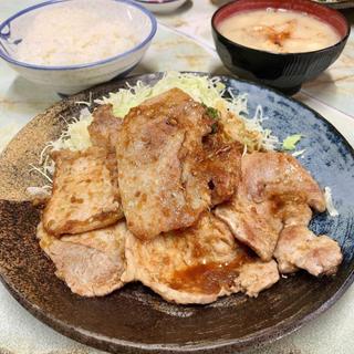 リブロース生姜焼き定食(お食事　まるやま )