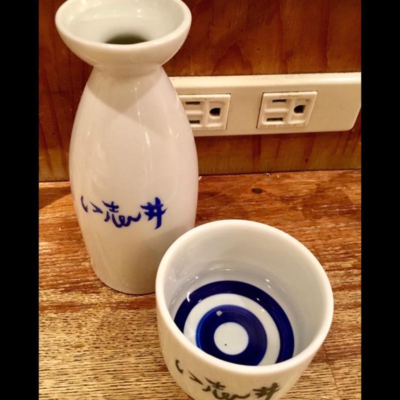 沢の鶴(一合、熱燗)(日本再生酒場 もつやき処い志井 博多店)