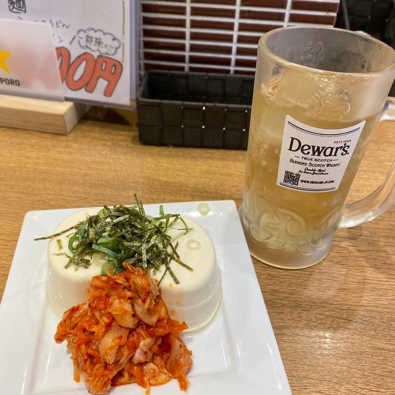 冷奴キムチのせ(酒と魚とオトコマエ食堂次郎)