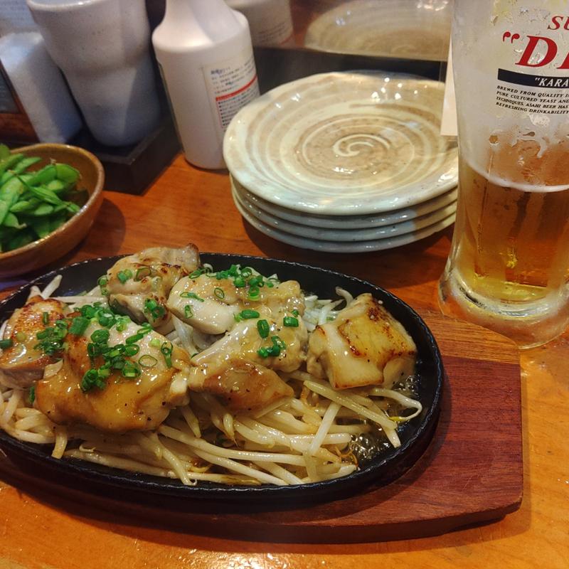 鶏モモ鉄板(焼とり大和)