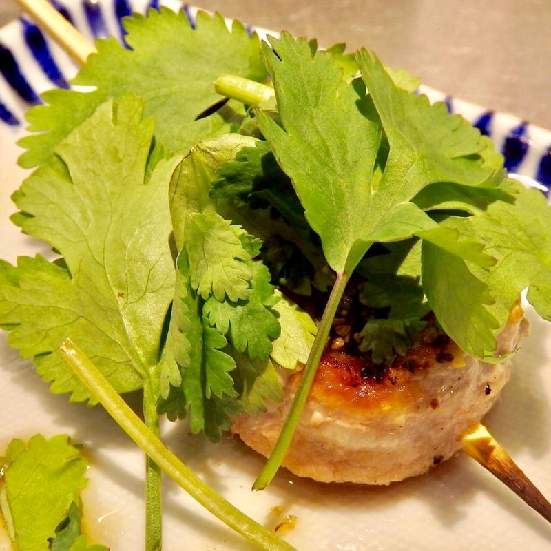 パクチー巻き串(博多串焼き バッテンよかとぉ 鶴橋店)