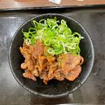 カルビ丼　小(韓丼 日進店)