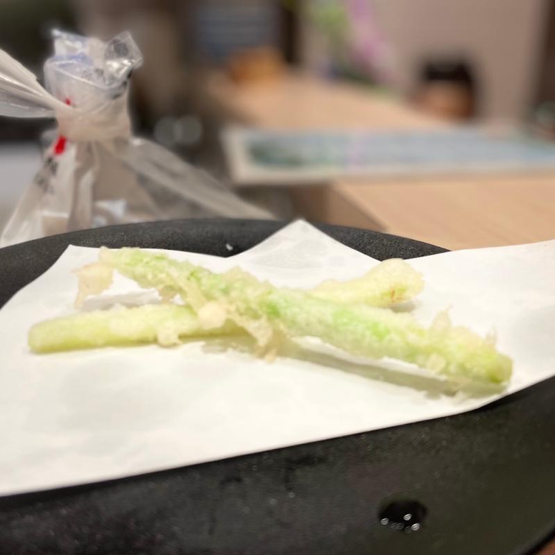 アスパラガス(車海老専科 天麩羅 手一束 （クルマエビセンカ テンプラ テイッソク）)