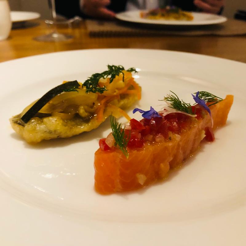 小林産虹鱒のスモークとカルピオーネ(ラ ピッコラ ポエズィーア )