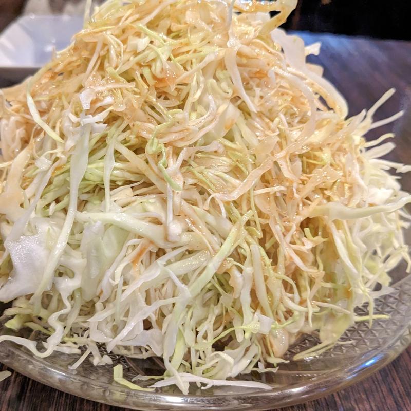 お通し（キャベツ盛り）(蒲田とんちゃん)