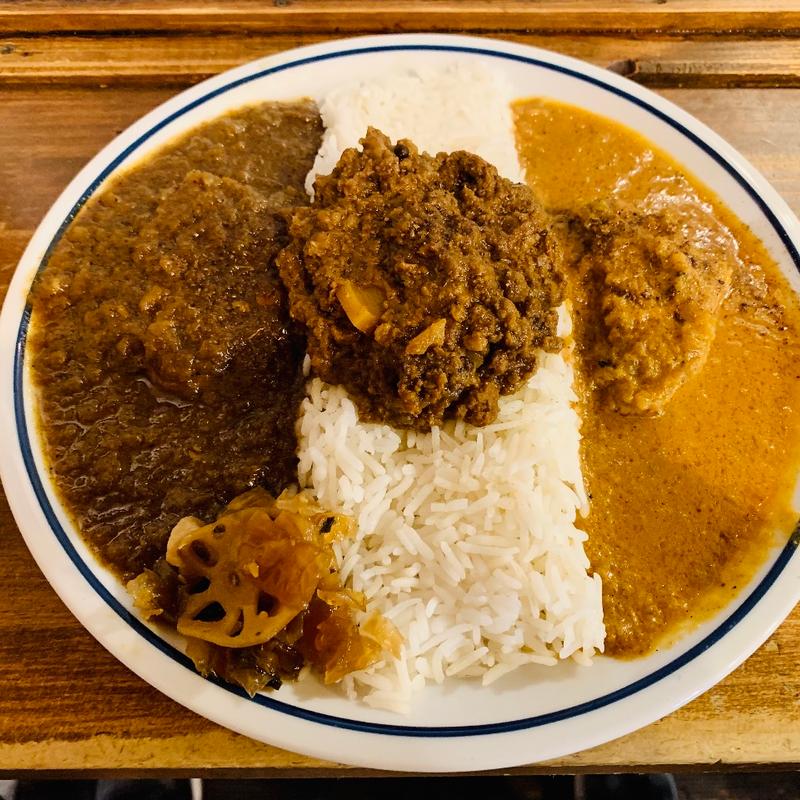 スパイスカリー3種盛り(カリーショップくじら 高円寺)
