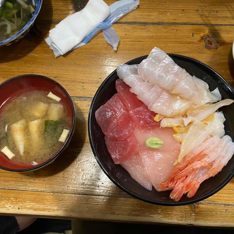 四合幸丼(みなと食堂 （みなとしょくどう）)