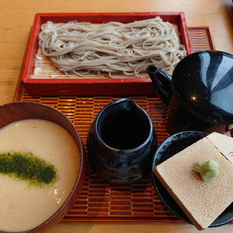 自然薯のとろろ蕎麦(鳥と手打ち蕎麦 とり数寄 東急プラザ銀座店)