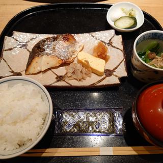 サワラ西京焼き定食(恵比寿 笹岡 新丸ビル店 （えびす ささおか）)