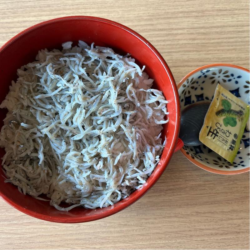 ミニシラス丼(ももや)