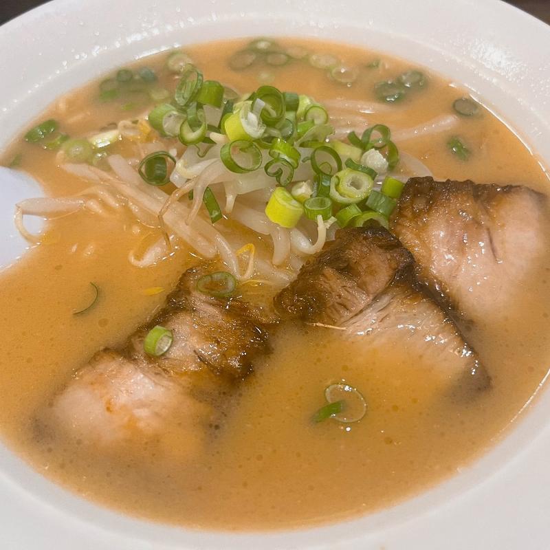 みそラーメン(肥後橋ラーめん亭 （ひごばしらーめんてい）)