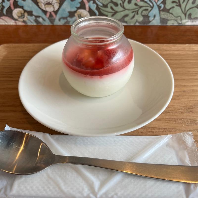 いちごのパンナコッタ(いちびこ 閖上店)