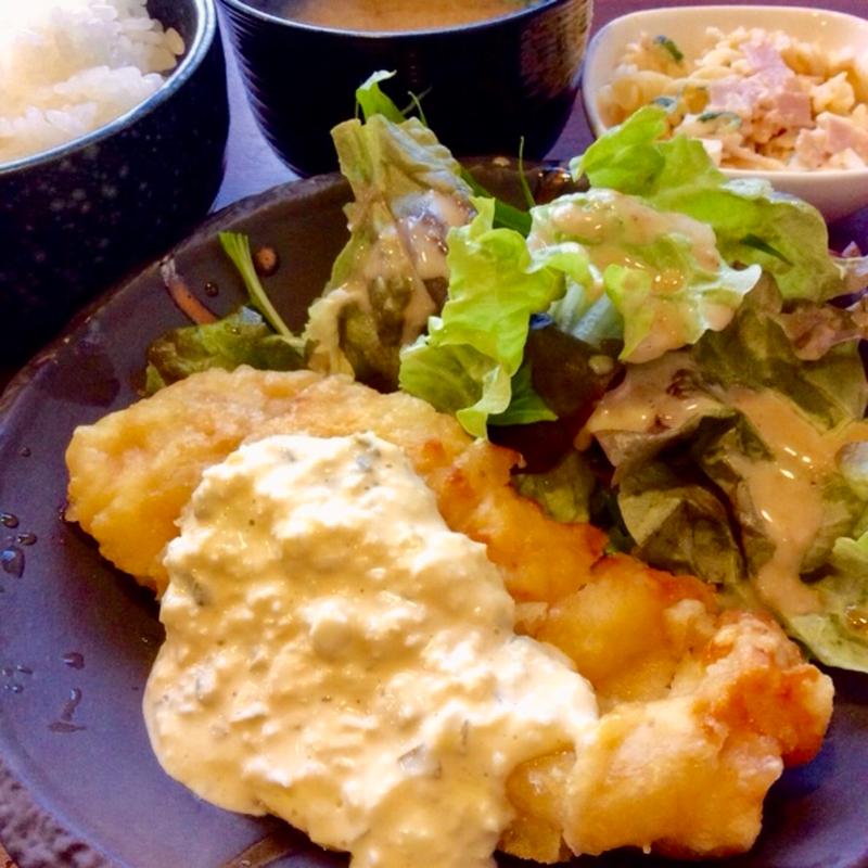 サービス定食(鉄板酒場ちょいちょい)