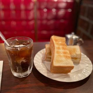 パタートースト、アイスコーヒー(洋菓子・喫茶ボンボン)