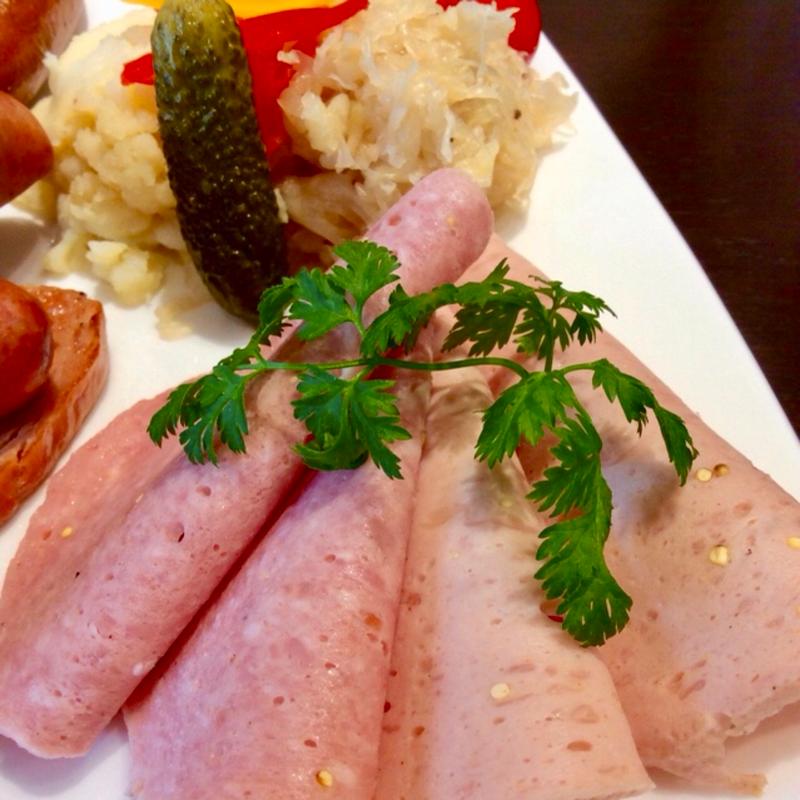 ハム、ザワークラウト、ピクルス(AMADEUS STORY with Dallmayr(アマデウスストーリーウィズダルマイヤー))