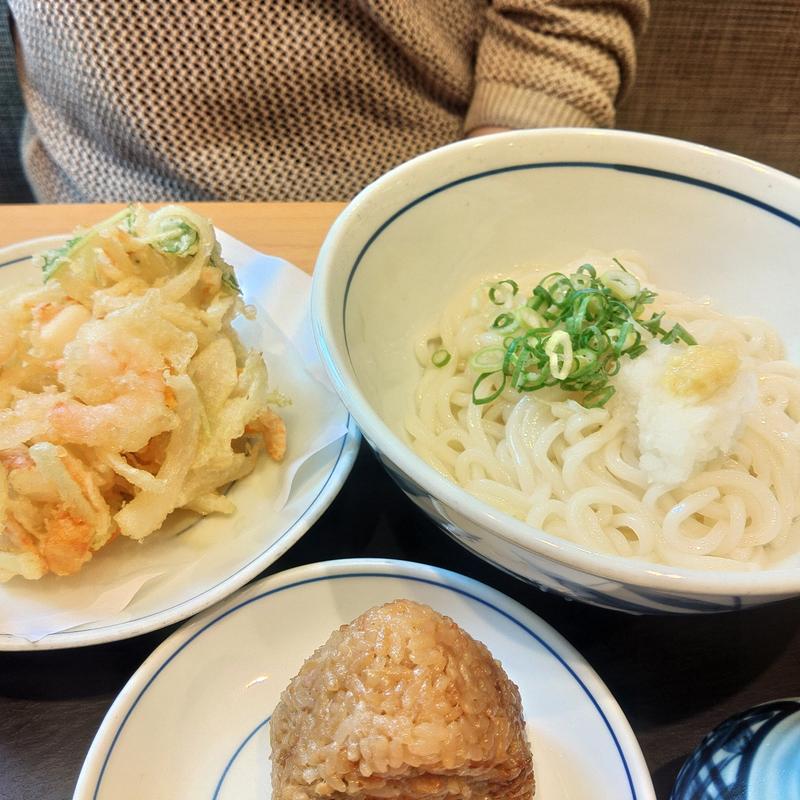 かき揚げぶっかけうどん細麺(ウエスト那珂川南店)