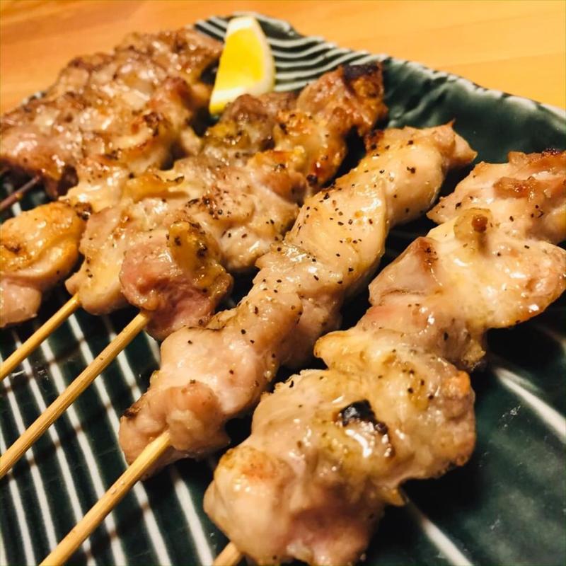 地鶏と黒豚の串焼き(ふぐ寝太蔵 )