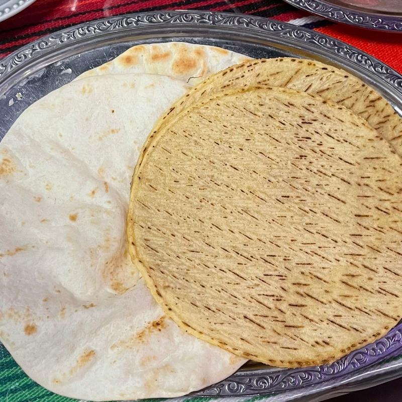 タコスの皮(墨国回転鶏料理 福島店 )