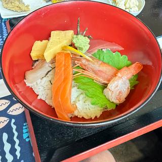 海鮮丼(ひよこ亭)