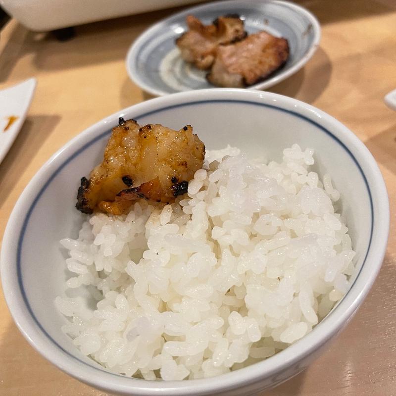 めし(小)(松坂ホルモンまつや 津駅前店 )