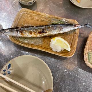 秋刀魚塩焼き(海鮮屋台おくまん 中崎町店)
