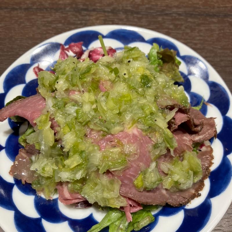 ネギまみれローストビーフ(BEER BAR THE SAPPORO STARS)