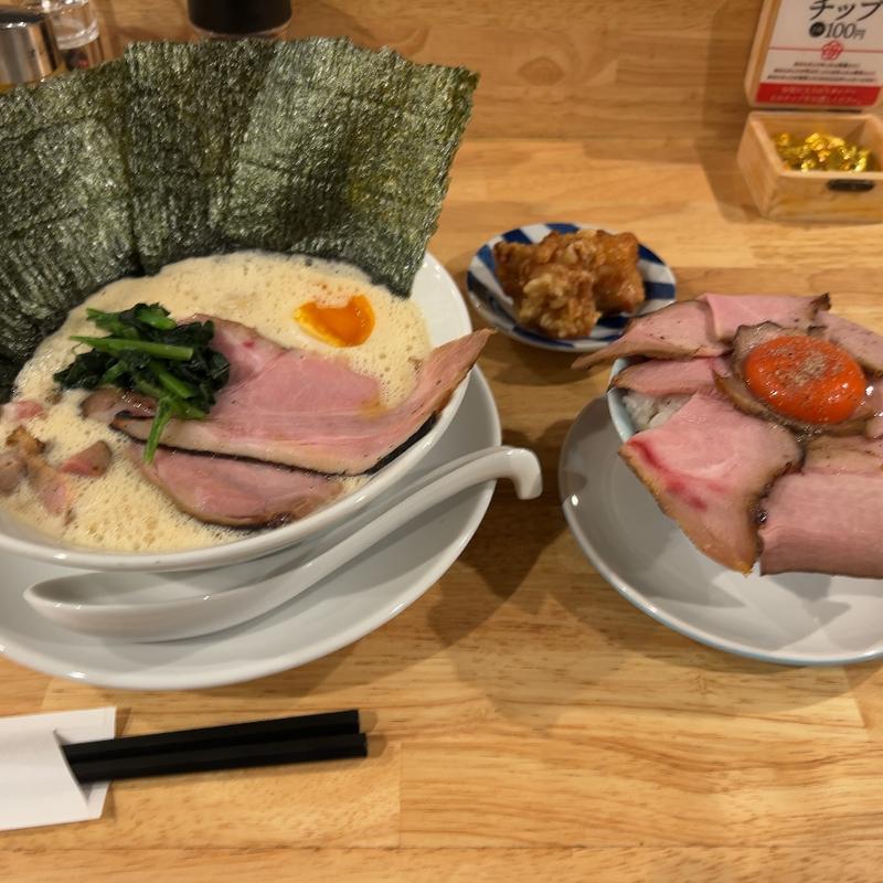 泡鶏白湯(鶏そば 花水木)