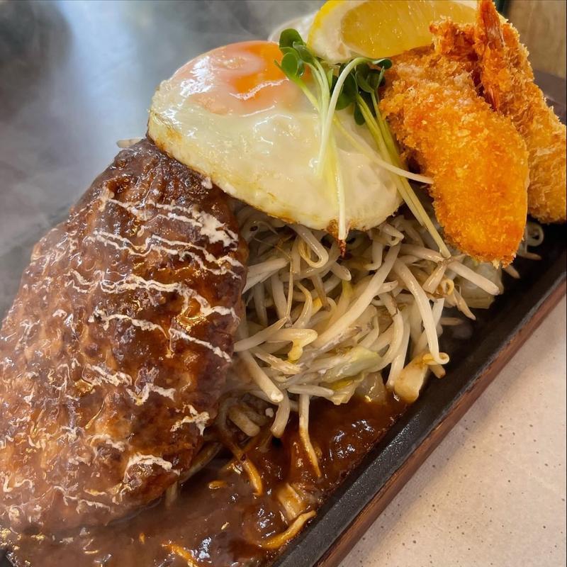 海老カツとアジフライとハンバーグ(ナッツ・ベリー)