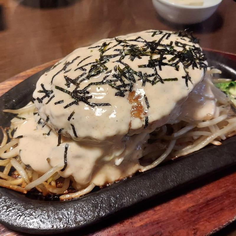 タラコマヨネーズハンバーグ(ナッツ・ベリー)