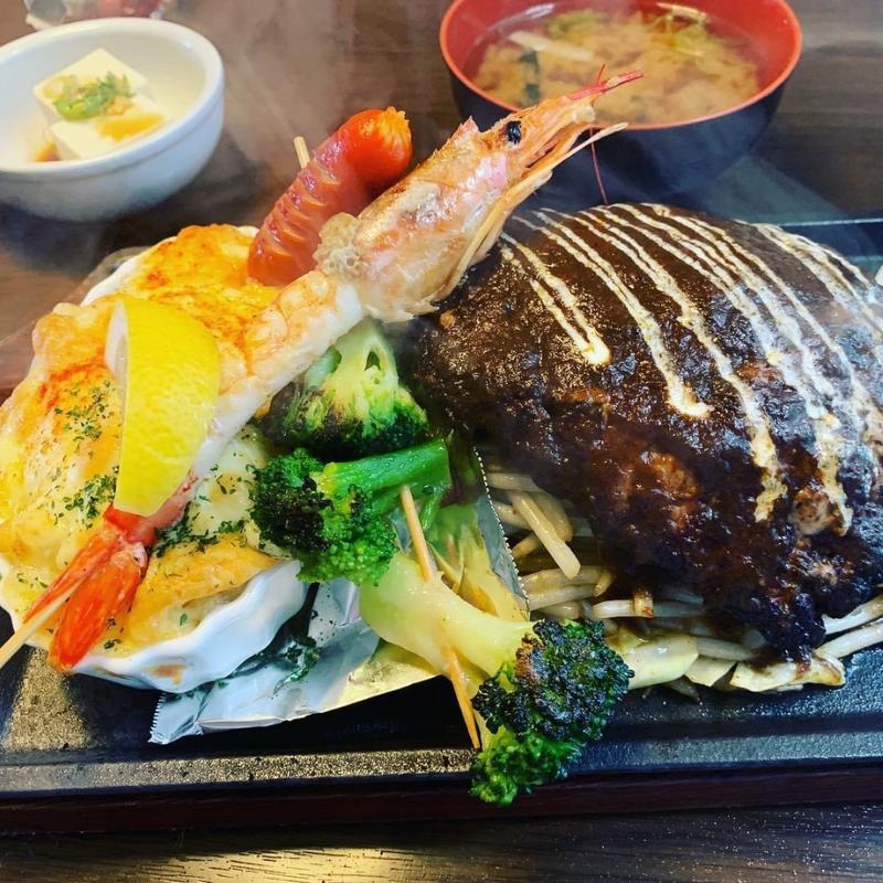 グラタンとハンバーグ(ナッツ・ベリー)