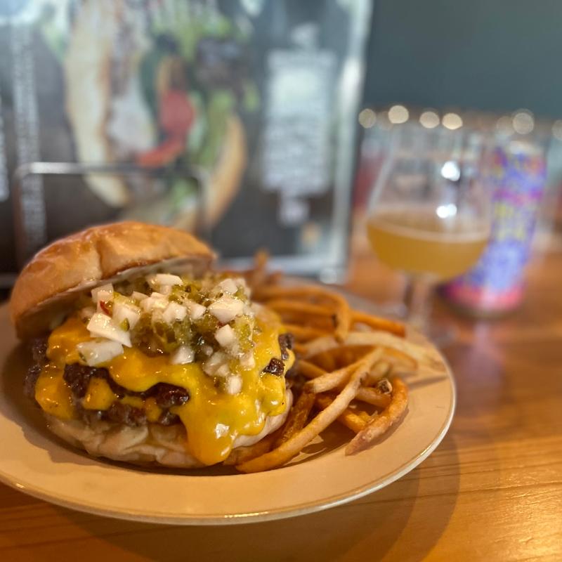 スマッシュダブルチーズ(CHANgES Burger チェンジイズバーガー)