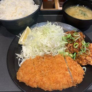 ロースかつ＆唐揚げ油淋鶏定食(3個)(松のや 中野坂上店)