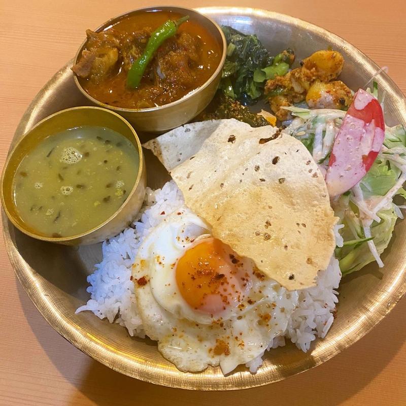 ネパールダルバートセット(HUNGRY EYE Restaurant & Bar)