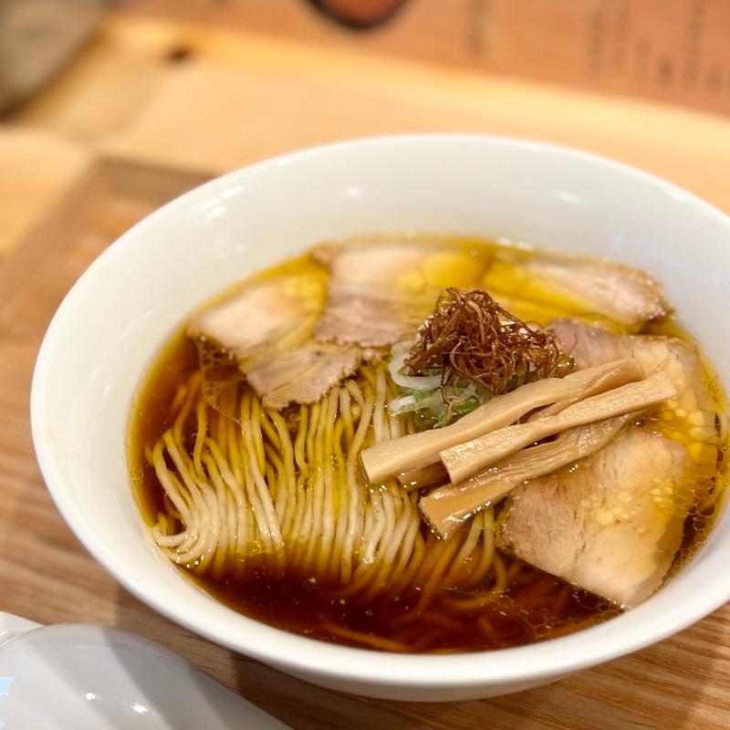 醤油味のらぁ麺(ラーメンと油そばのお店 かちか)
