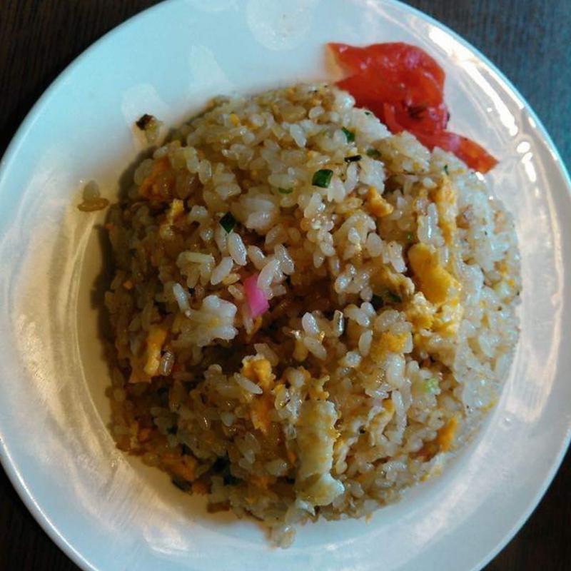 チャーハン(とらや 東油山本店)