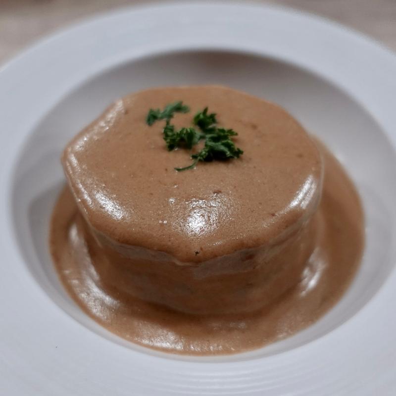 大根 ポルチーニ茸のクリームソース(赤白 ホワイティ梅田店)