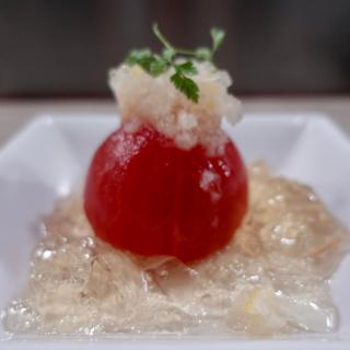 冷たいトマト トマトコンソメジュレと柚子らっきょジュレ(赤白 ホワイティ梅田店)
