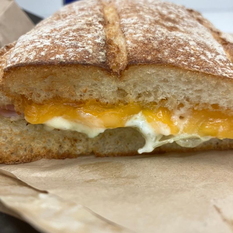 ホットサンドハムチーズ(サンマルクカフェ 札幌ル・トロワ店)