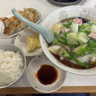 ウマニラーメン+餃子セット(大三元 )