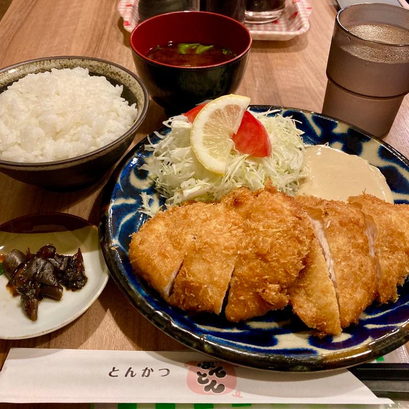 チキンカツ定食(とんかつぼんとん)