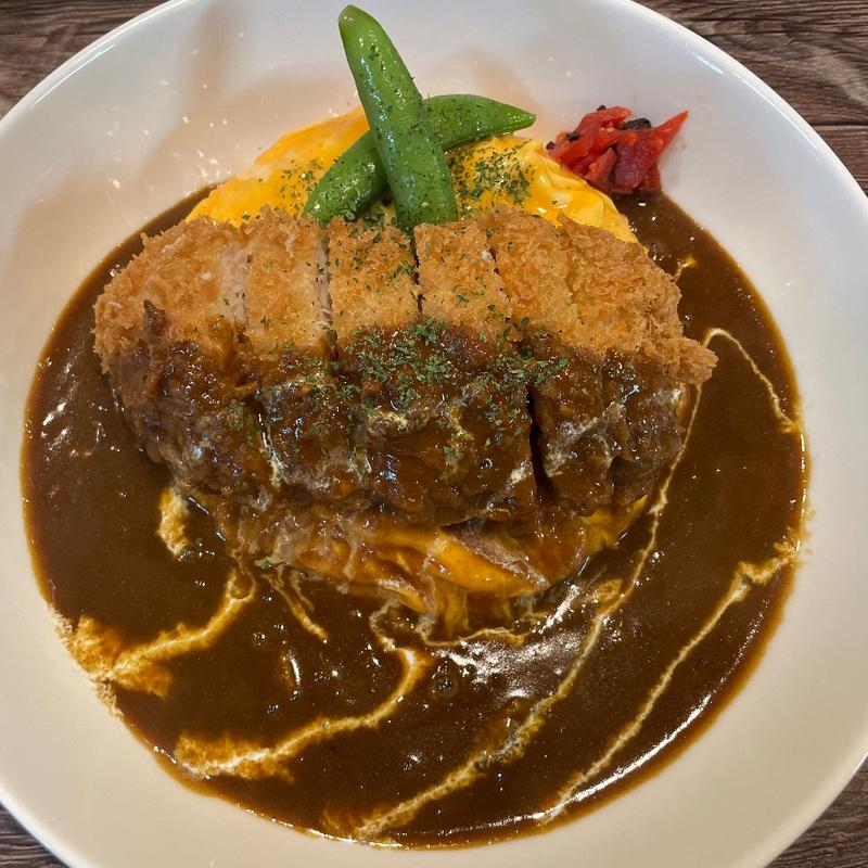 オムカツカレー(エーキッチン （Ａ‐ｋｉｔｃｈｅｎ）)